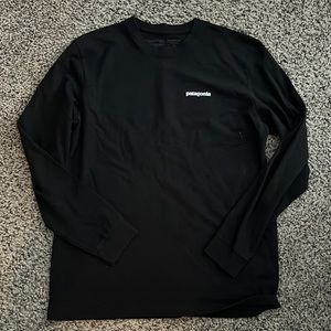 Patagonia men’s size medium in good condition color black